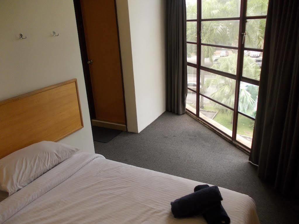 Hotel Sri Sutra - Bandar Sunway 3 Petaling Jaya Exterior foto